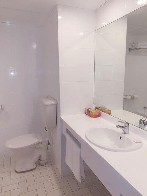 Marina Resort - Kingaroy Accommodation 40