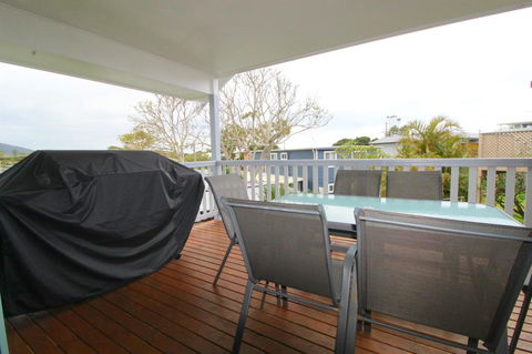 Anglesea, 17 Hodgson Street - Kingaroy Accommodation 6