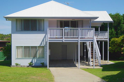 Anglesea, 17 Hodgson Street - Kingaroy Accommodation 0