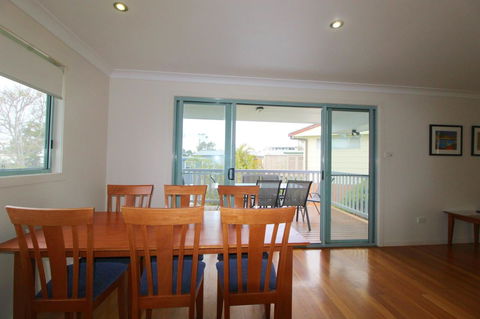 Anglesea, 17 Hodgson Street - Kingaroy Accommodation 4