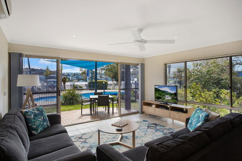 Sails Luxury Apartments Merimbula - Kingaroy Accommodation 4