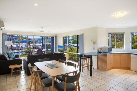 Sails Luxury Apartments Merimbula - Kingaroy Accommodation 13