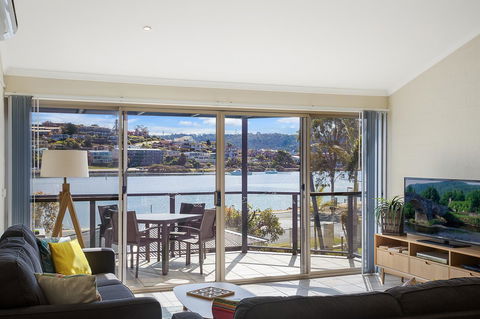 Sails Luxury Apartments Merimbula - Kingaroy Accommodation 3