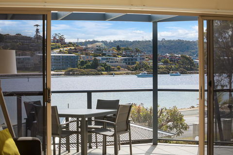 Sails Luxury Apartments Merimbula - Kingaroy Accommodation 2
