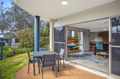 Sails Luxury Apartments Merimbula - Kingaroy Accommodation 10