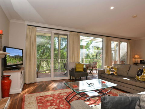 Villa 3br Chianti Villa Located Within Cypress Lakes Resort - Kingaroy Accommodation 19