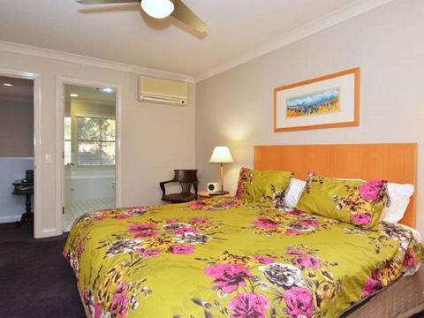 Villa 3br Chianti Villa Located Within Cypress Lakes Resort - Kingaroy Accommodation 9