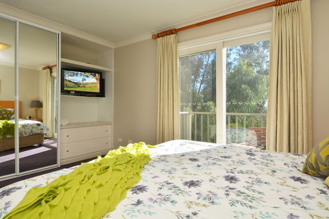 Villa 3br Chianti Villa Located Within Cypress Lakes Resort - Kingaroy Accommodation 12