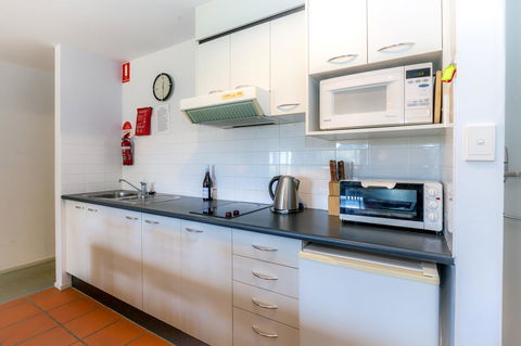 Condo 105 @ Horizons Golf Resort - Salamander Bay NSW - Kingaroy Accommodation 13