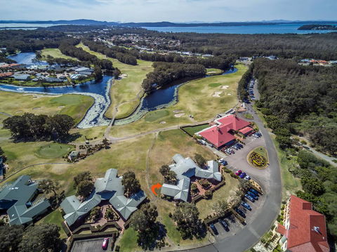 Condo 105 @ Horizons Golf Resort - Salamander Bay NSW - Kingaroy Accommodation 7