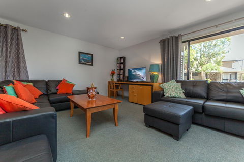 Condo 105 @ Horizons Golf Resort - Salamander Bay NSW - Kingaroy Accommodation 6