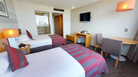 View Sydney - Kingaroy Accommodation 17