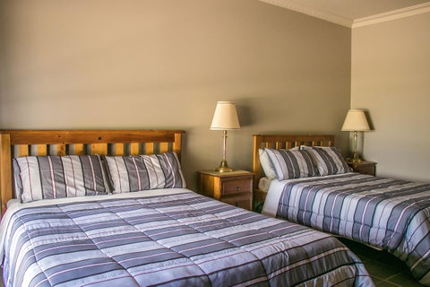 Ironstone Estate Lovedale - Kingaroy Accommodation 11