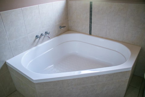 Ironstone Estate Lovedale - Kingaroy Accommodation 28