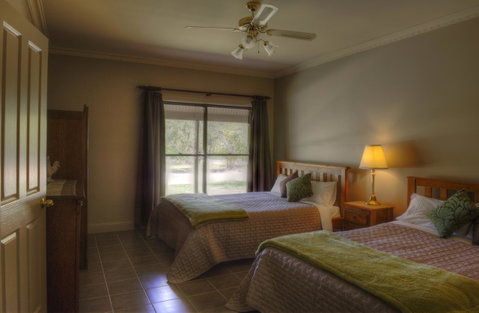 Ironstone Estate Lovedale - Kingaroy Accommodation 41