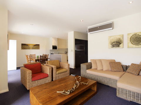 Oaks Port Stephens Pacific Blue Resort - Kingaroy Accommodation 5