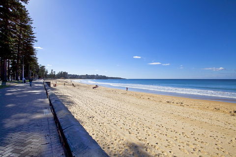 Manly Paradise Motel & Apartments - Kingaroy Accommodation 8
