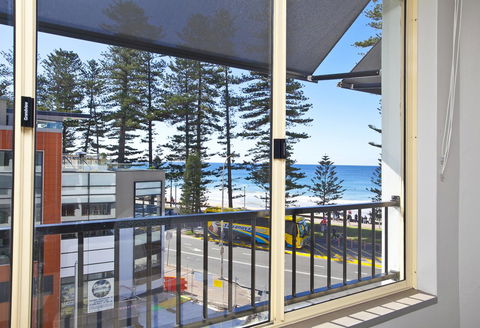 Manly Paradise Motel & Apartments - Kingaroy Accommodation 12