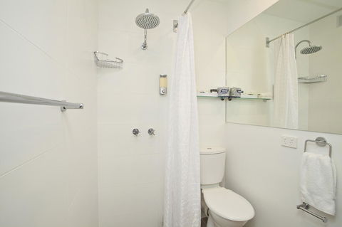Manly Paradise Motel & Apartments - Kingaroy Accommodation 11