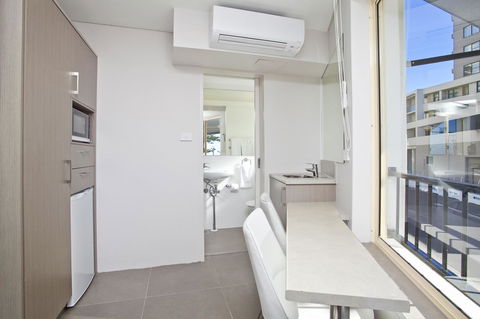 Manly Paradise Motel & Apartments - Kingaroy Accommodation 6