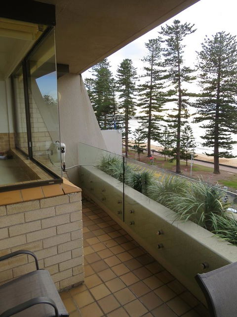 Manly Paradise Motel & Apartments - Kingaroy Accommodation 40