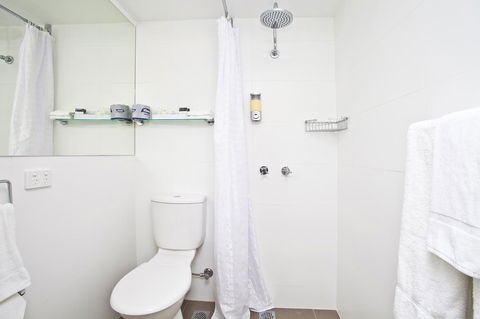 Manly Paradise Motel & Apartments - Kingaroy Accommodation 9