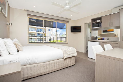 Manly Paradise Motel & Apartments - Kingaroy Accommodation 14