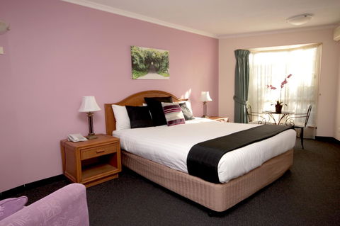 Sapphire Waters Motor Inn - Kingaroy Accommodation 4