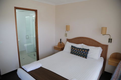 Sapphire Waters Motor Inn - Kingaroy Accommodation 29