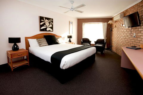 Sapphire Waters Motor Inn - Kingaroy Accommodation 20