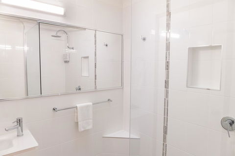 Sapphire Waters Motor Inn - Kingaroy Accommodation 3