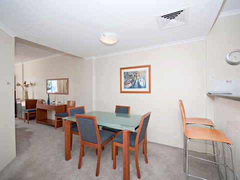 Messines Street, Breakwater Apartment, 104 - Kingaroy Accommodation 3