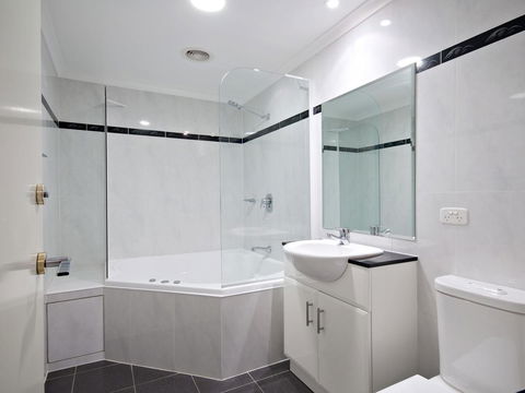 Messines Street, Breakwater Apartment, 104 - Kingaroy Accommodation 9