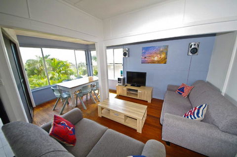 Apollo 1, 9 Hodgson Street - Kingaroy Accommodation 0