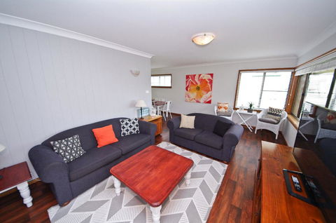 Breakaway, 11 Scott Street - Kingaroy Accommodation 5