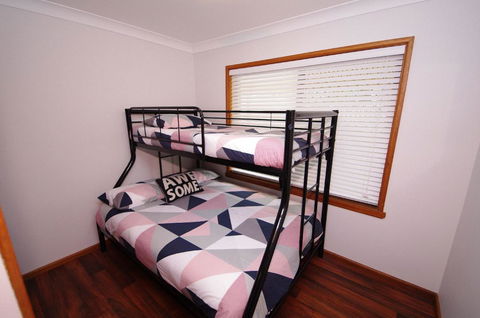Breakaway, 11 Scott Street - Kingaroy Accommodation 3