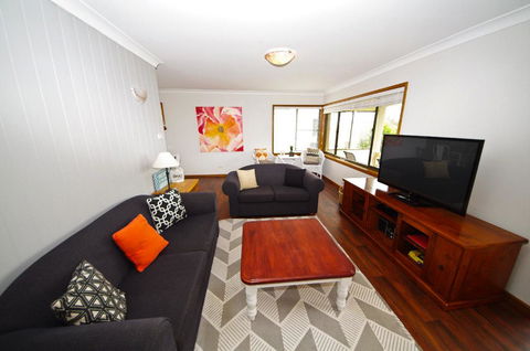 Breakaway, 11 Scott Street - Kingaroy Accommodation 8