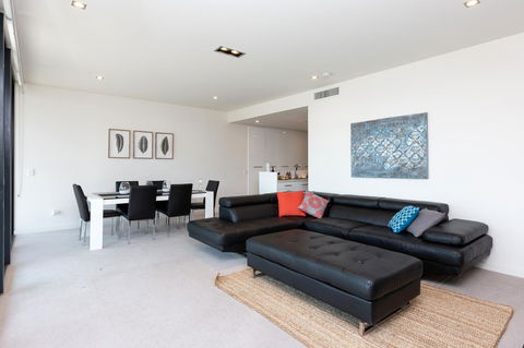 Brand New Executive Apartment - Kingaroy Accommodation 1