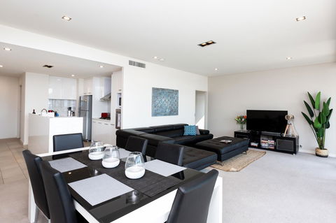 Brand New Executive Apartment - Kingaroy Accommodation 0
