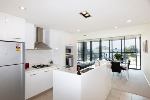 Brand New Executive Apartment - Kingaroy Accommodation 5