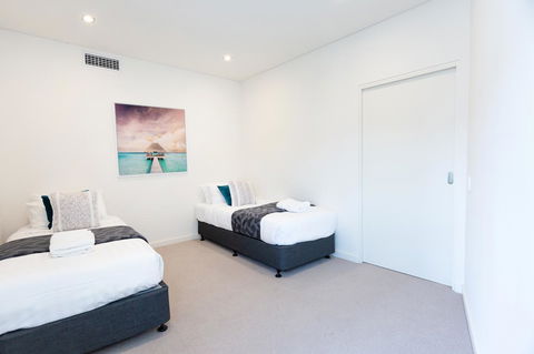 Brand New Executive Apartment - Kingaroy Accommodation 15