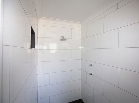 Pound Creek Gallery - Kingaroy Accommodation 10