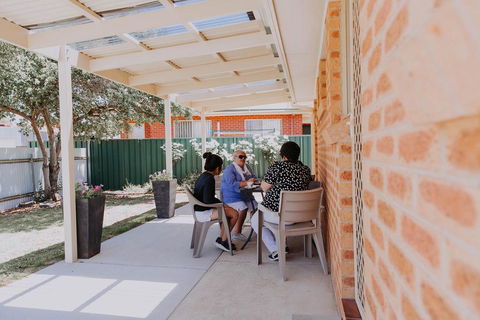 Central Wagga Self Catering Apartment - Kingaroy Accommodation 16