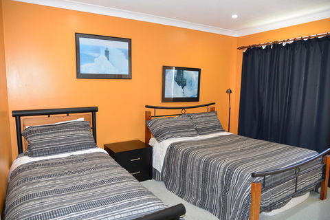 The Boat House - Kingaroy Accommodation 19