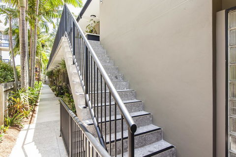 Julians Apartments - Kingaroy Accommodation 24