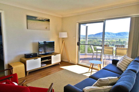 Coastwatch, 26 Comara Terrace - Kingaroy Accommodation 3