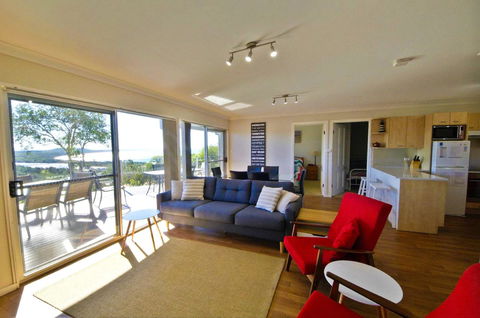 Coastwatch, 26 Comara Terrace - Kingaroy Accommodation 4