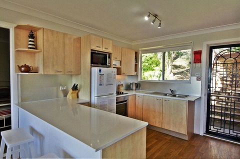 Coastwatch, 26 Comara Terrace - Kingaroy Accommodation 2