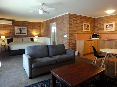 Summerhill Motor Inn - Kingaroy Accommodation 35