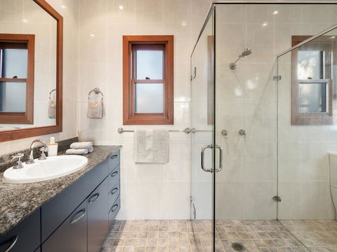 The Beach House Terrigal - Kingaroy Accommodation 11